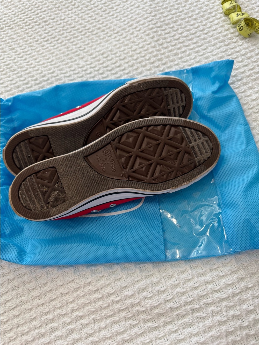 Converse - Picture 3 of 6